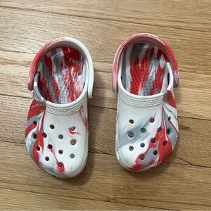 Toddler Crocs - Red and White Marble